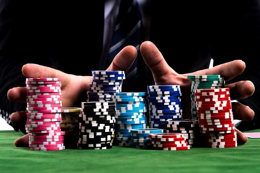 Bài Poker là gì? Hướng dẫn cách chơi bài Poker cho các tân binh